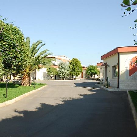מודוניו Hotel Giardino מראה חיצוני תמונה