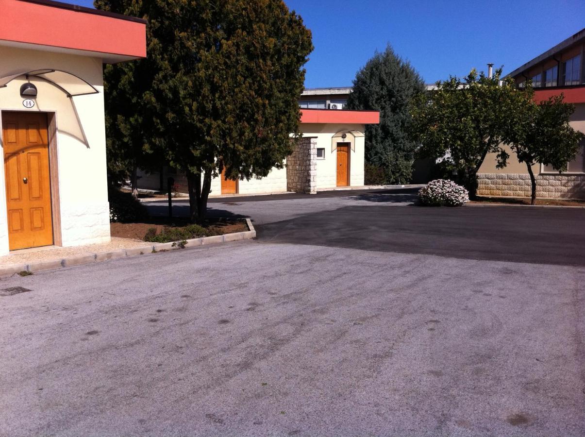 מודוניו Hotel Giardino מראה חיצוני תמונה
